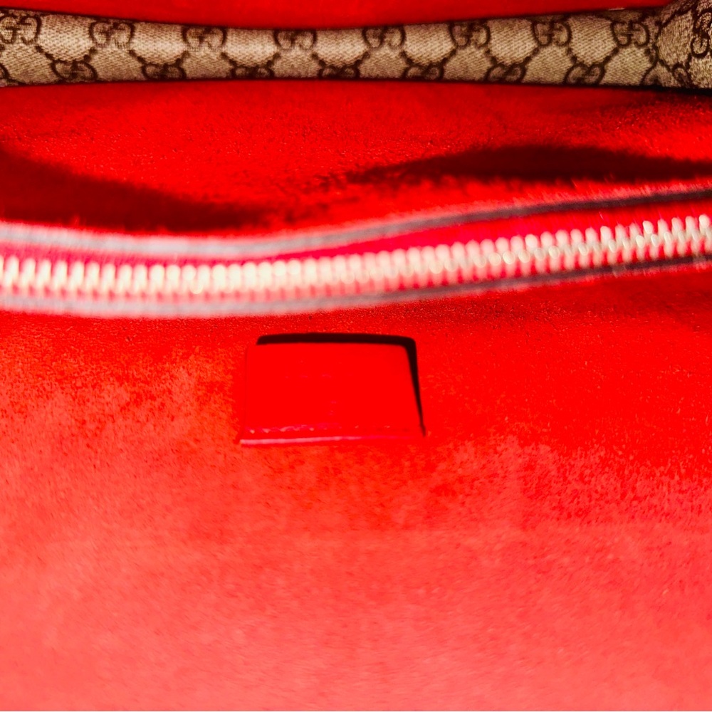 Gucci Dionysus GG Medium Shoulder Bag - Picture 13 of 14